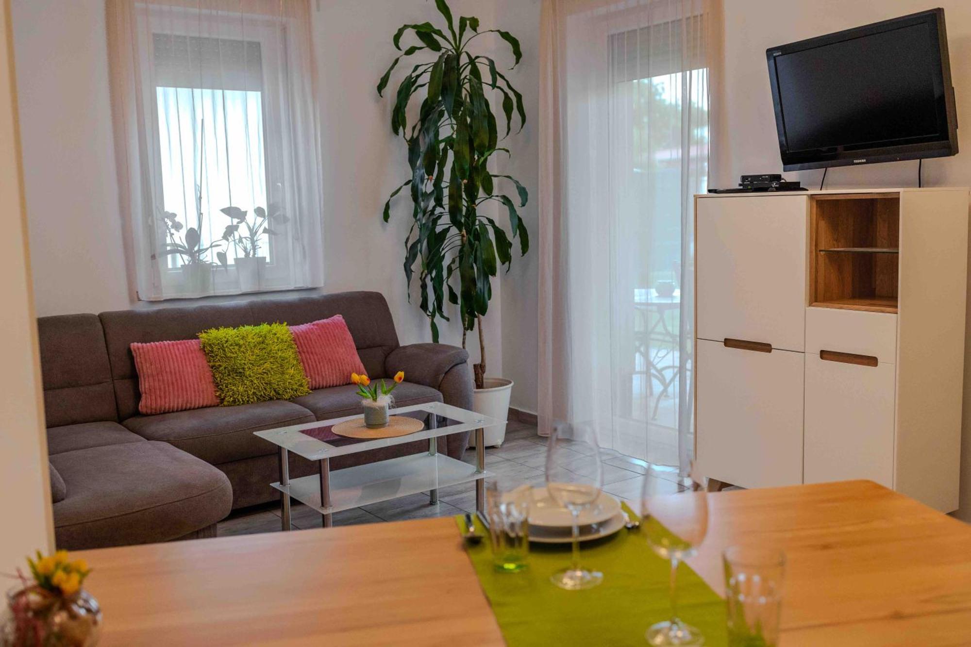 Orchidea Apartman Мошонмадьяровар Экстерьер фото